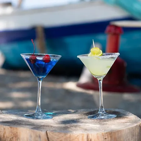Thasos Blue 4*